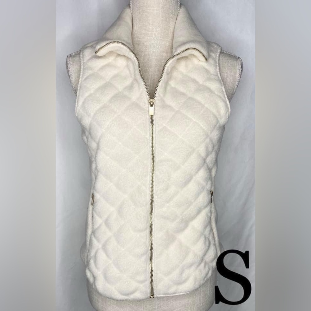 Abercrombie & Fitch Cream Fleece Quilted Vest